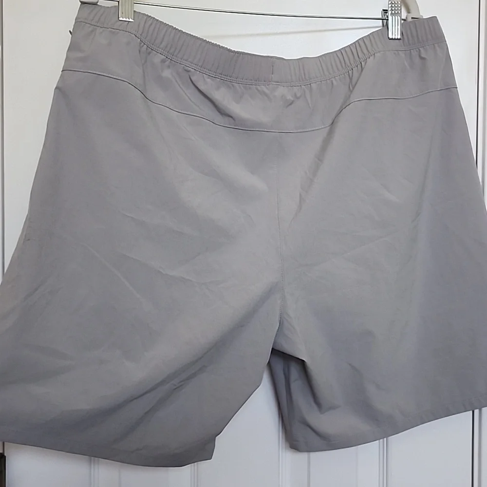 NWT The North Face Men's Standard Fit Wander Short Flash Dry Grey Size XL​​​